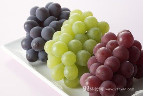 葡萄:放入乙烯变紫 葡萄:放入乙烯变紫