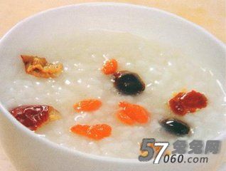 患有咽喉炎的人秋季吃什么食物好 患有咽喉炎的人秋季吃什么食物好