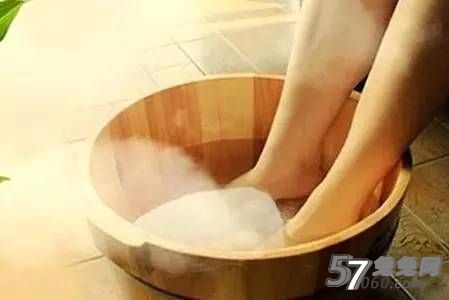泡脚 泡脚